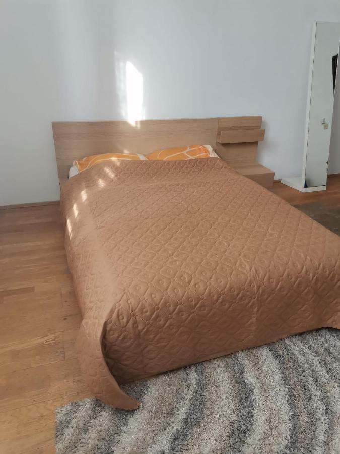 וינה Central City Apartment מראה חיצוני תמונה